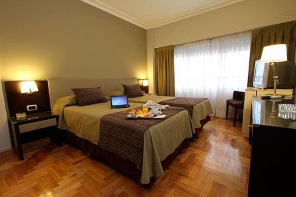 בואנוס איירס Hotel Victory מראה חיצוני תמונה