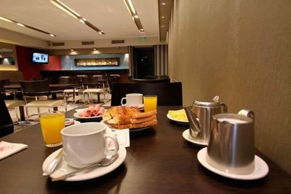 בואנוס איירס Hotel Victory מראה חיצוני תמונה